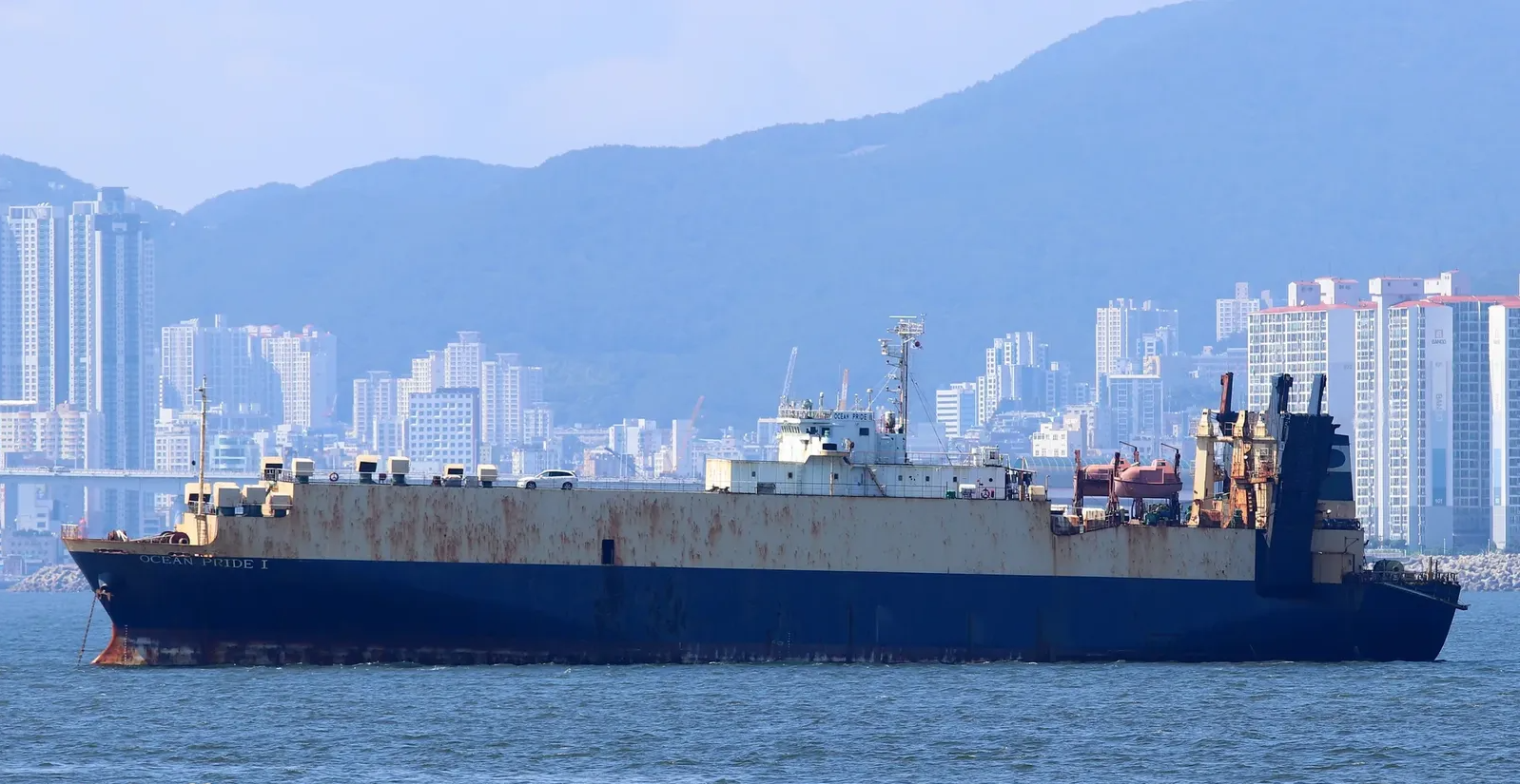 Ship 01